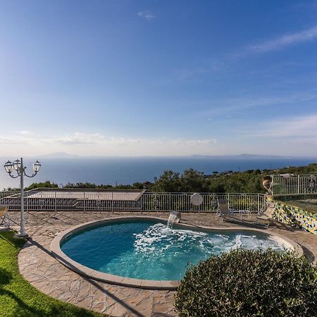 Villa Marika - Private Heated Pool マッサ・ルブレンセ エクステリア 写真