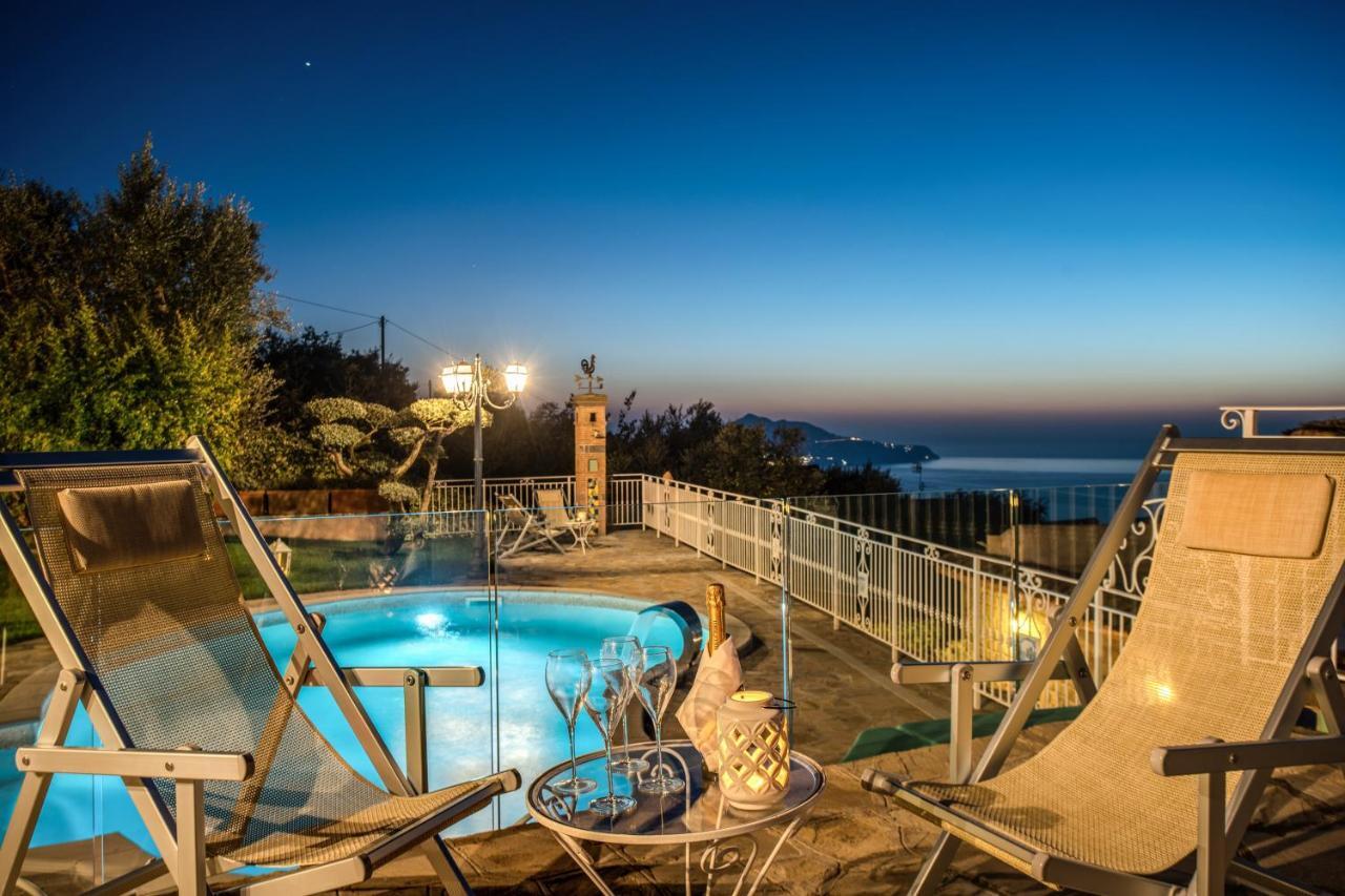 Villa Marika - Private Heated Pool マッサ・ルブレンセ エクステリア 写真